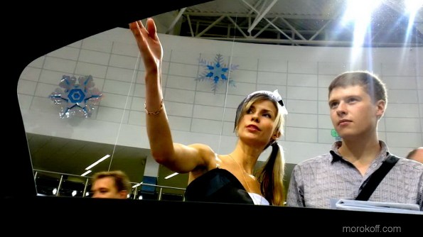 VIDEO0001.mp4_snapshot_00.39_[2013.10.21_19.11.53]